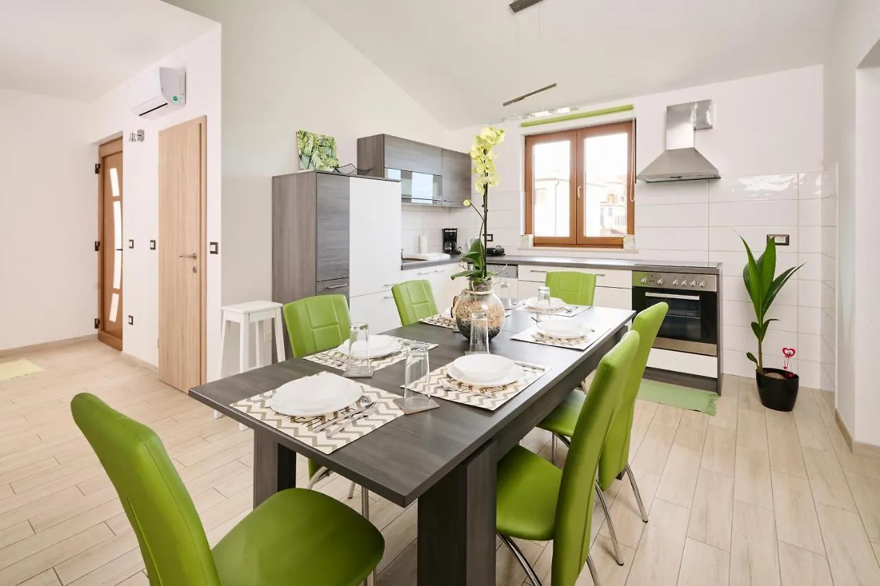 Aisha Apartment Brtonigla