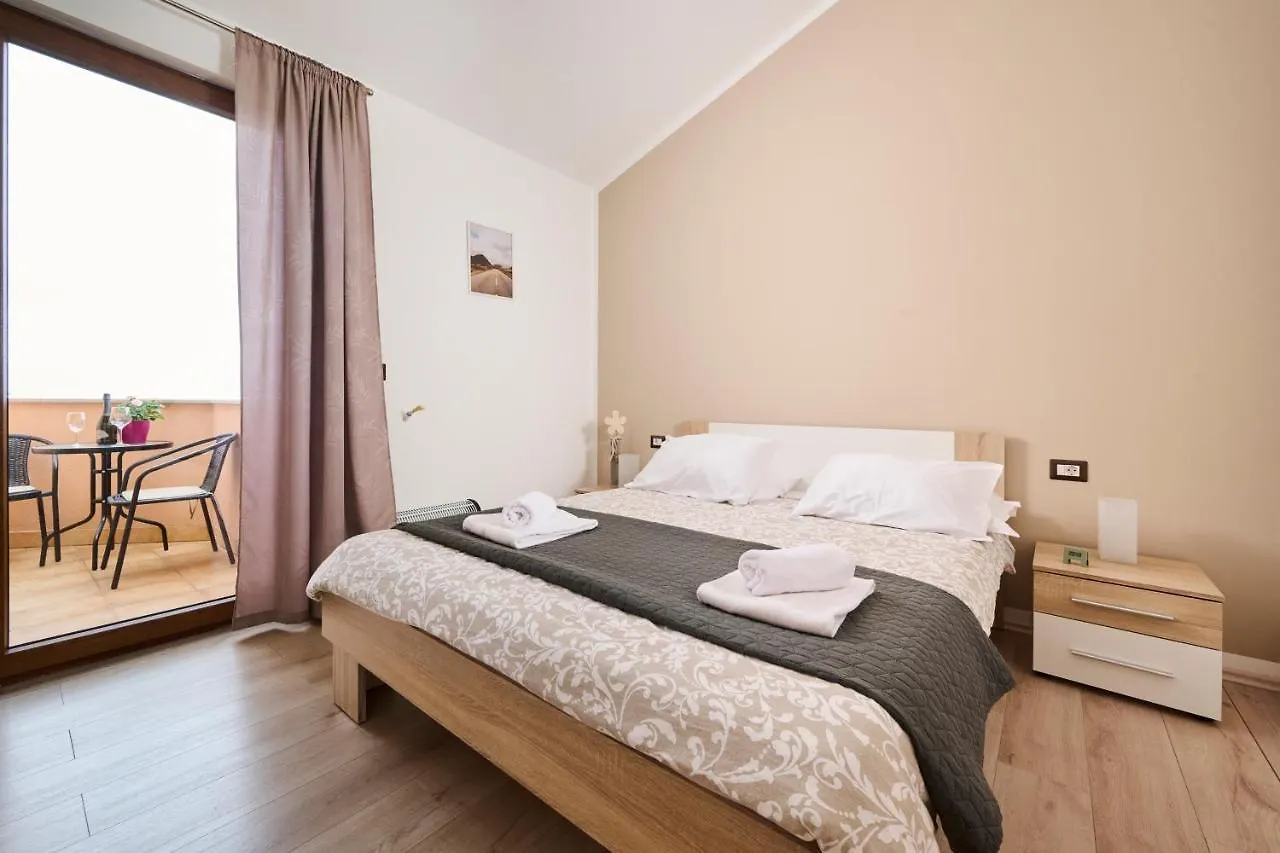 Aisha Apartment Brtonigla