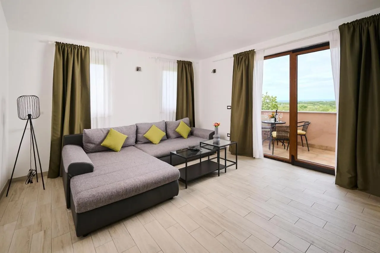 Aisha Apartment Brtonigla Croatia